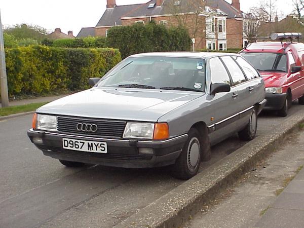 Audi 100 CD Avant auto, KU, self-levelling. Gearbox broke at c.187,000 miles, scrapped.