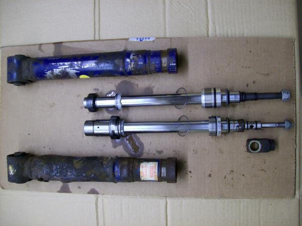 self leveling suspension shocks taken apart...can be taken apart and rebuilt !!!